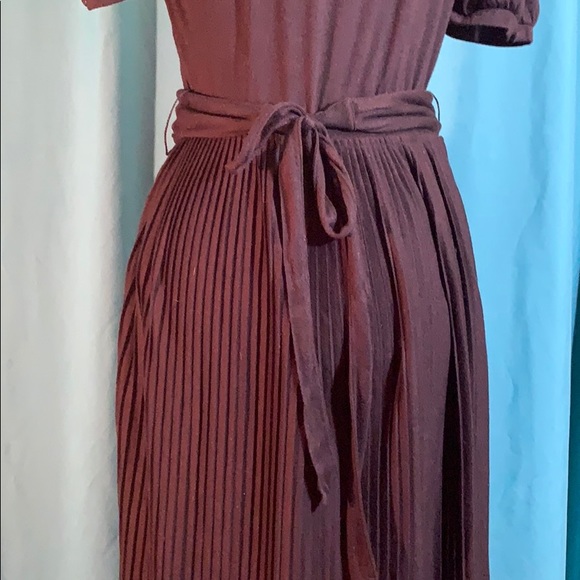 {LOFT} Little Black Dress - Picture 2 of 3